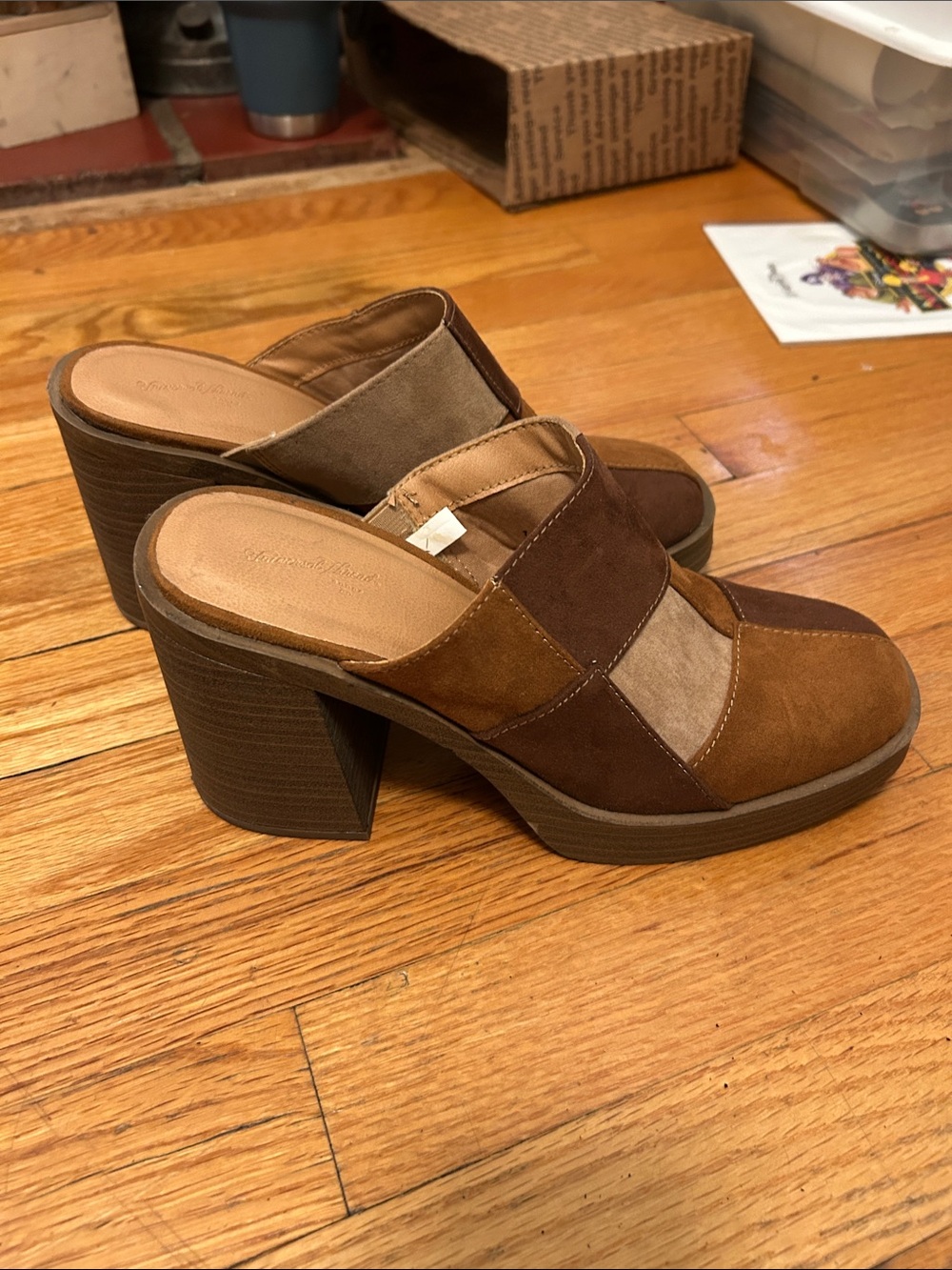 Universal threads Patchwork Suede Slip-On Clogs in Brown Tones size 7 - Picture 6 of 8
